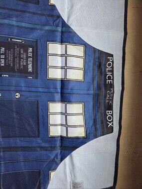🍍 TARDIS Apron